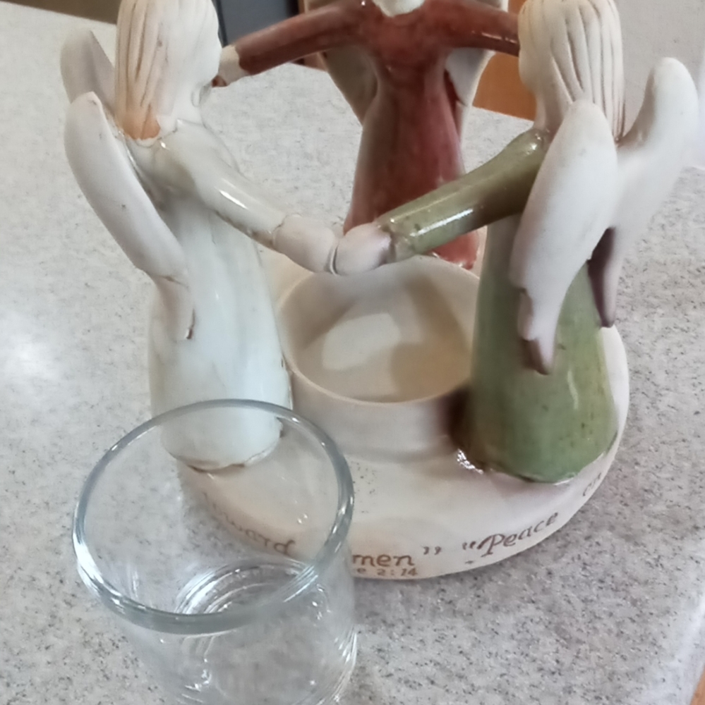 Home Interiors Roma Downy Angel Tea Light Holder - Picture 4 of 5